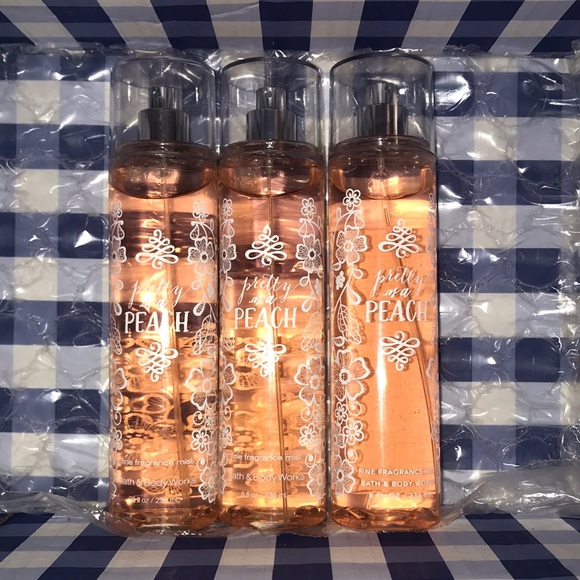 Bath & Body Works “pretty as a PEACH” Fine Fragrance mist - Picture 1 of 3